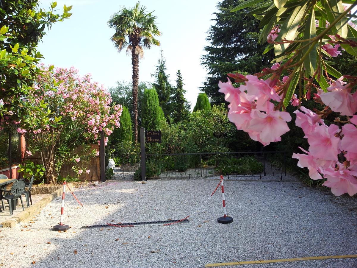 Debora Maison B&B Colombare Di Sirmione Bagian luar foto