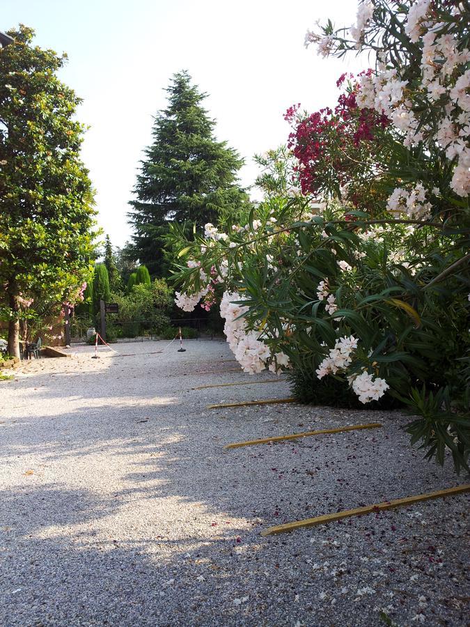 Debora Maison B&B Colombare Di Sirmione Bagian luar foto
